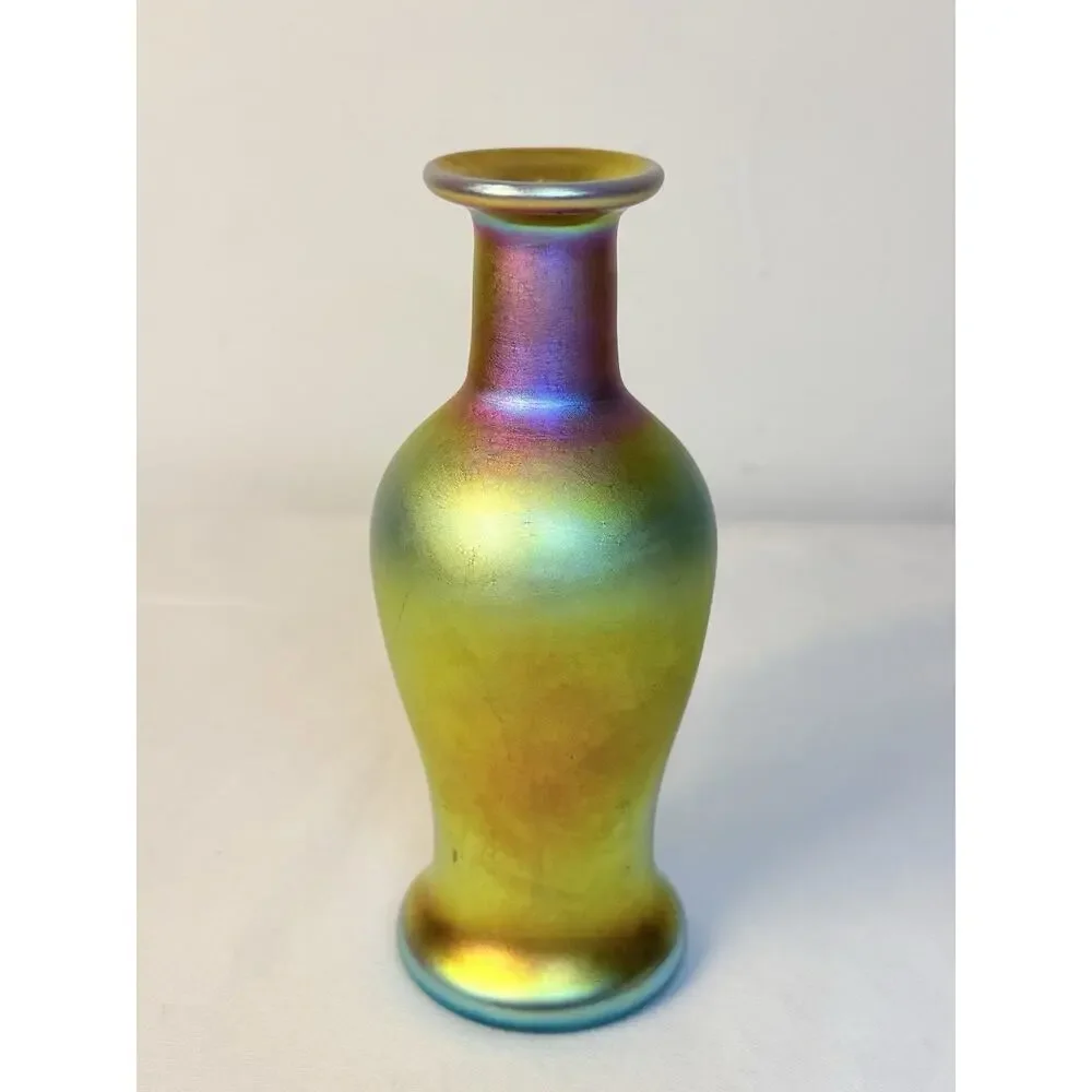 Signed Carl Randke Phoenix Studios Gold Iridescent Art Glass Bud Vase PP18GL
